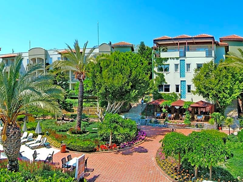 Gardenia Beach Hotel - All Inclusive