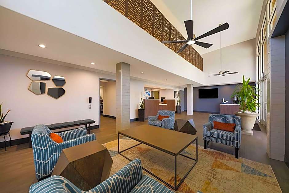 Best Western Inn & Suites Lemoore