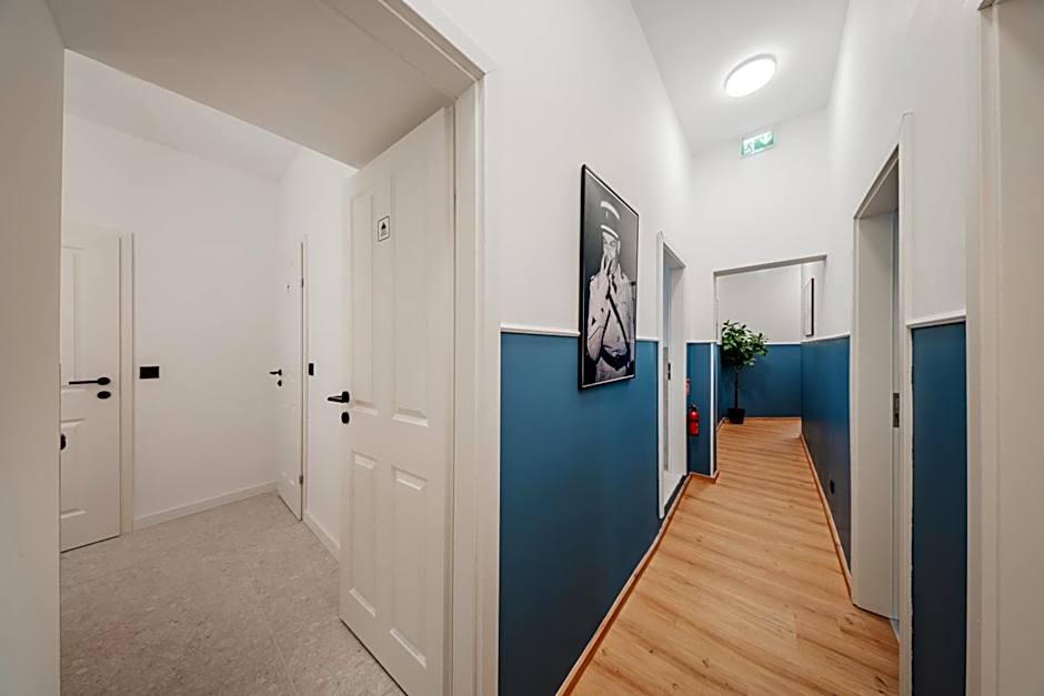 HOME1 - Rivé Boutique Hostel