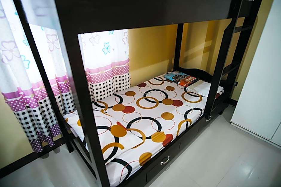 Sleepadz - Capsule Beds Dormitel in Magsaysay Ave Naga