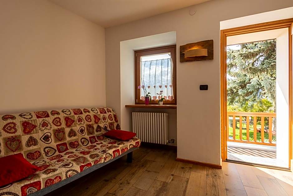 Le Vieux Noyer - Appartamenti al Verde villaggio di Rumiod