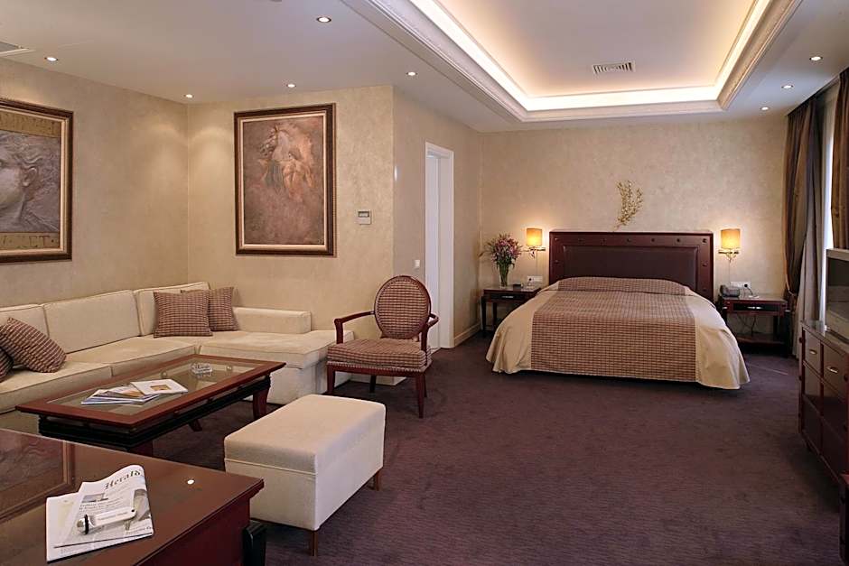 Theoxenia House Hotel
