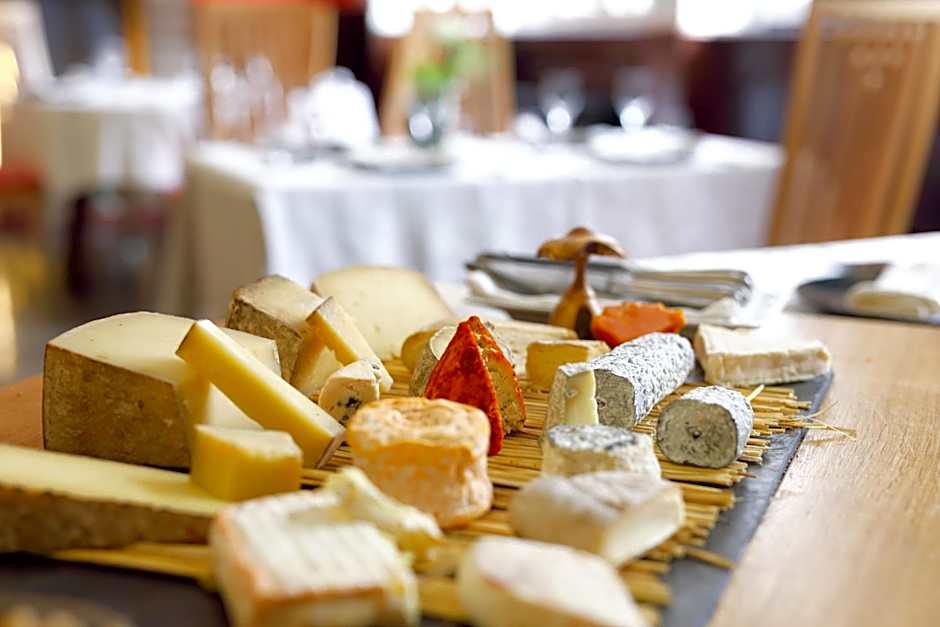 Hôtel De France - Restaurant L'insolite