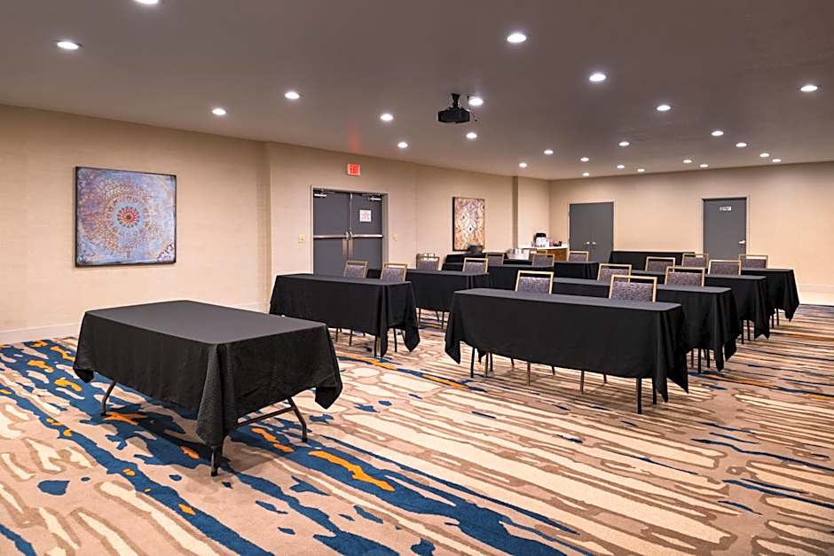 Holiday Inn Express & Suites Alamogordo Highway 54/70 By IHG