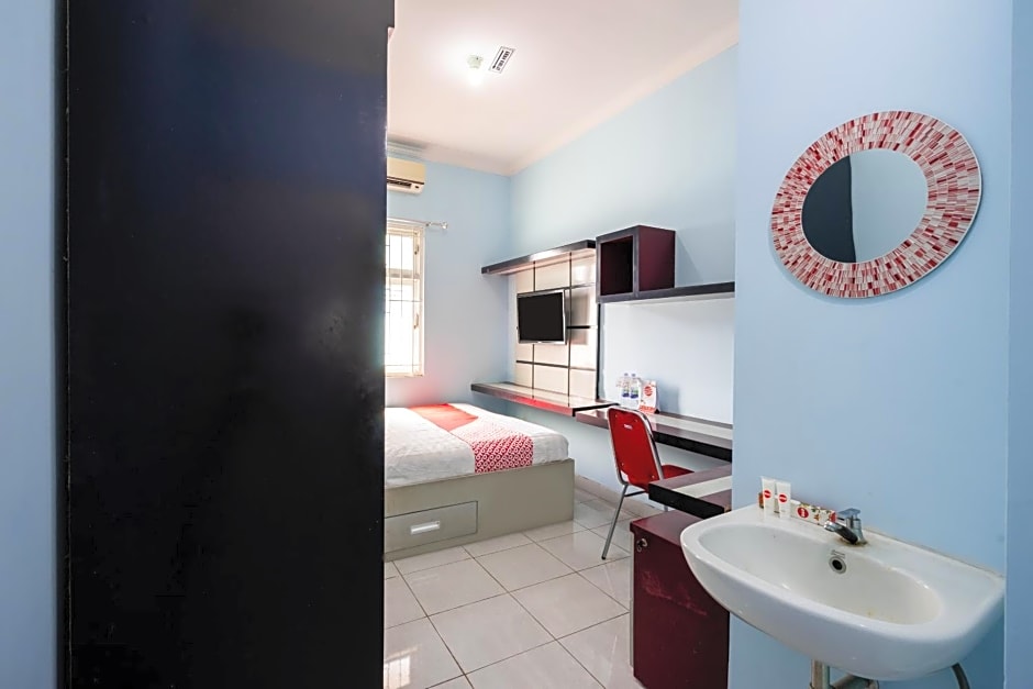 OYO 1829 Zaira House