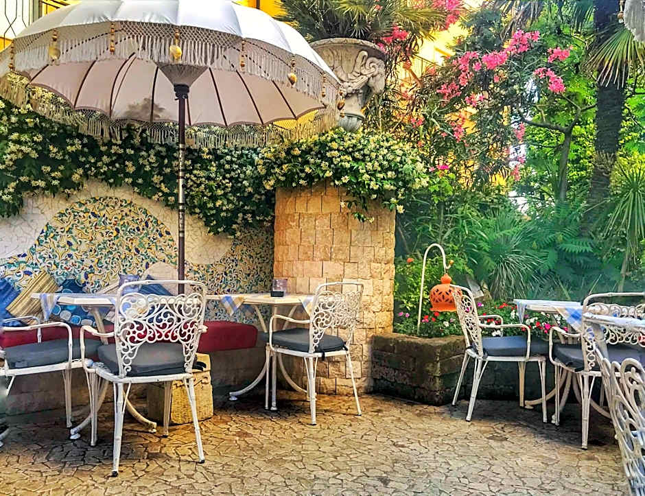 Milton Boutique Hotel - Adults Only