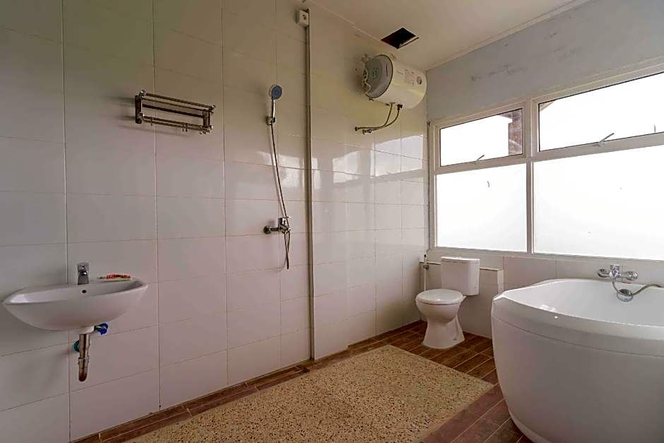 RedDoorz Plus @ Vantas Hotel Parbaba