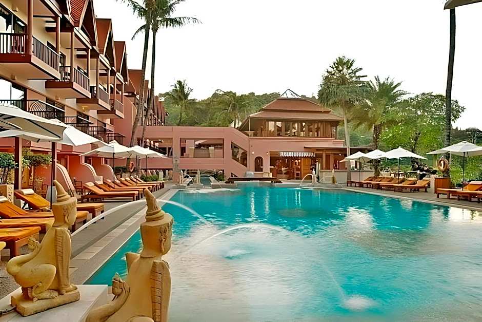 Seaview Patong Hotel