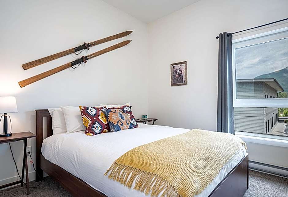 The Mac Shack by Revelstoke Vacations