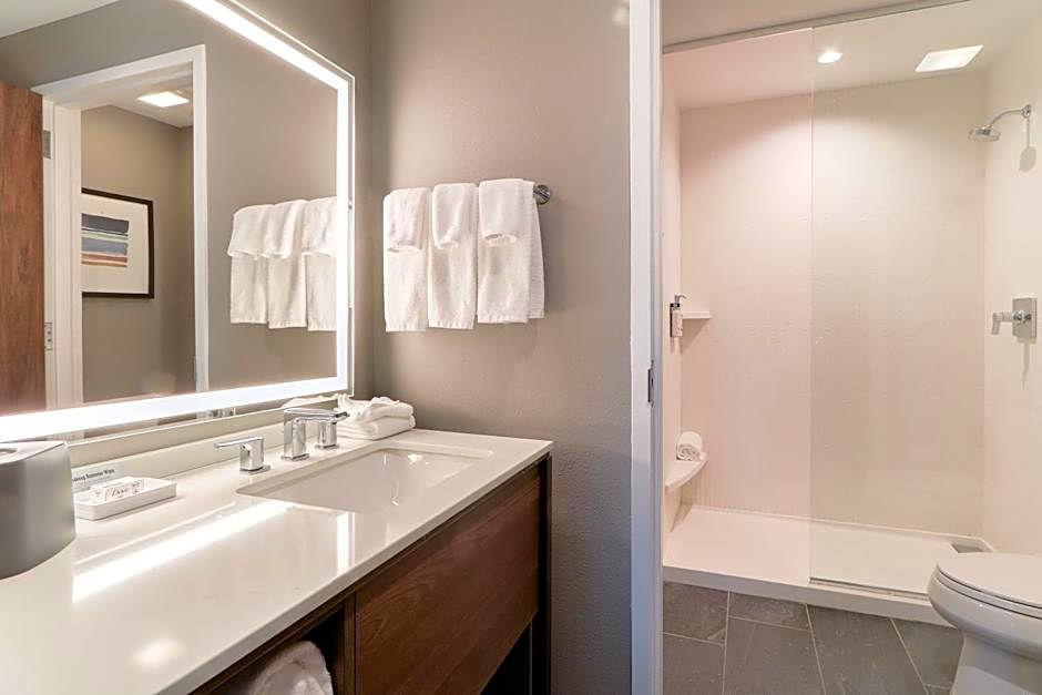 Staybridge Suites Pigeon Forge - Smoky Mtns By IHG