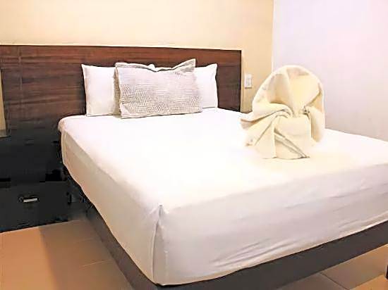 Hotel Shaddai by Lhmg