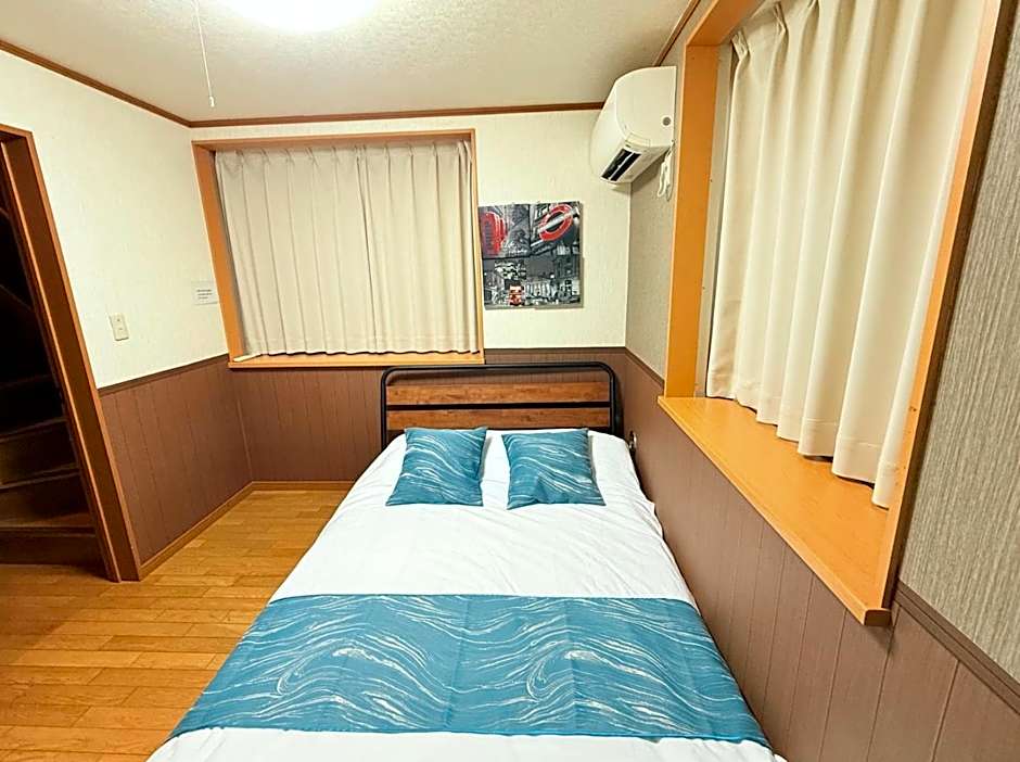 J-2S JR Yamanote Komagome, 3 storey 101sq 4BR, FreePark