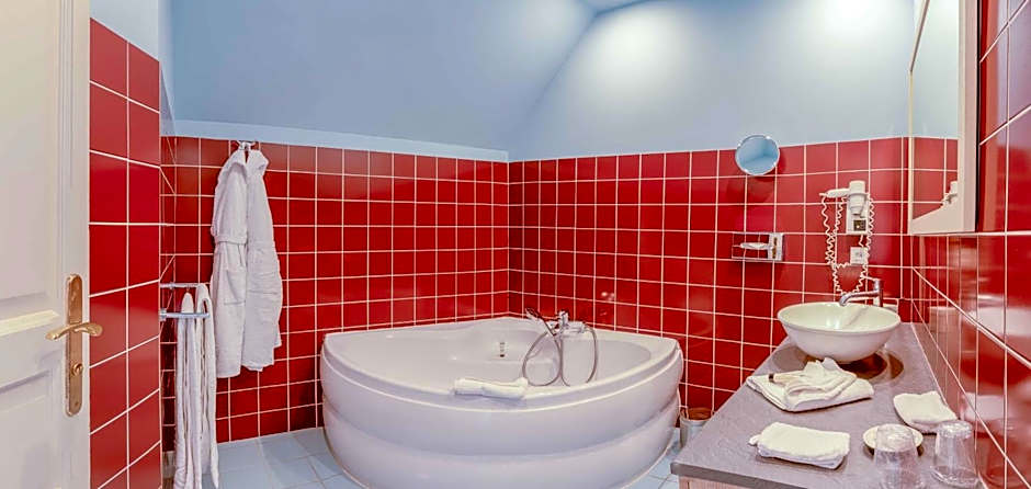 Le Manoir De La Poterie & Spa