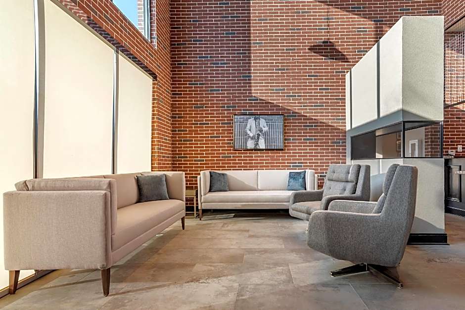 Lyric Hotel West End, an Ascend Collection Hotel