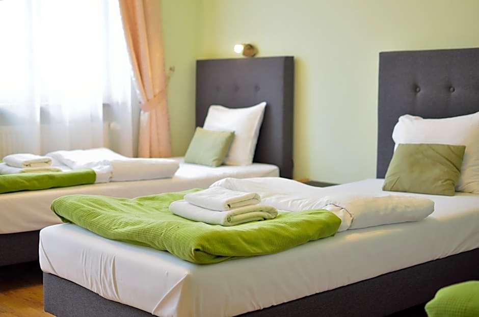 WenderEDU Business Center