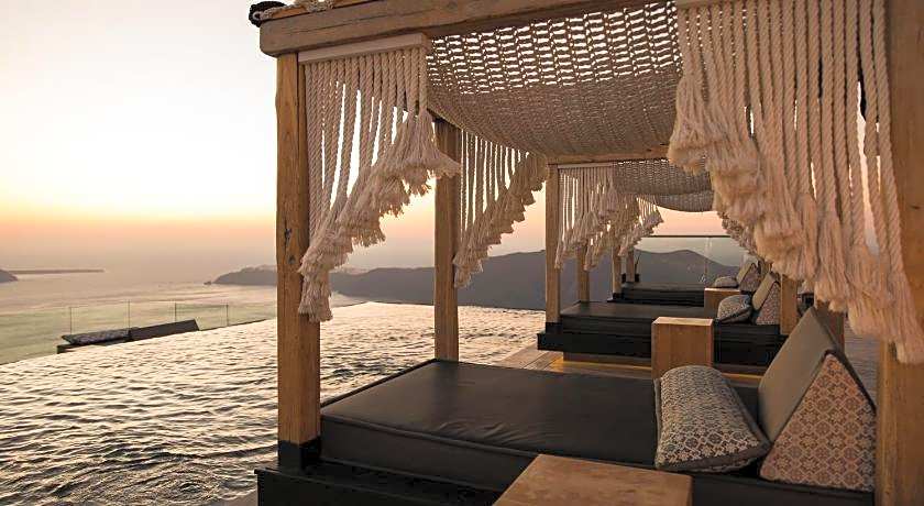 Galaxy Suites & Spa