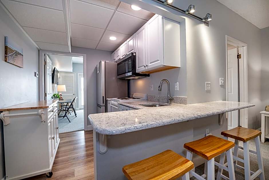 Biscayne Suites