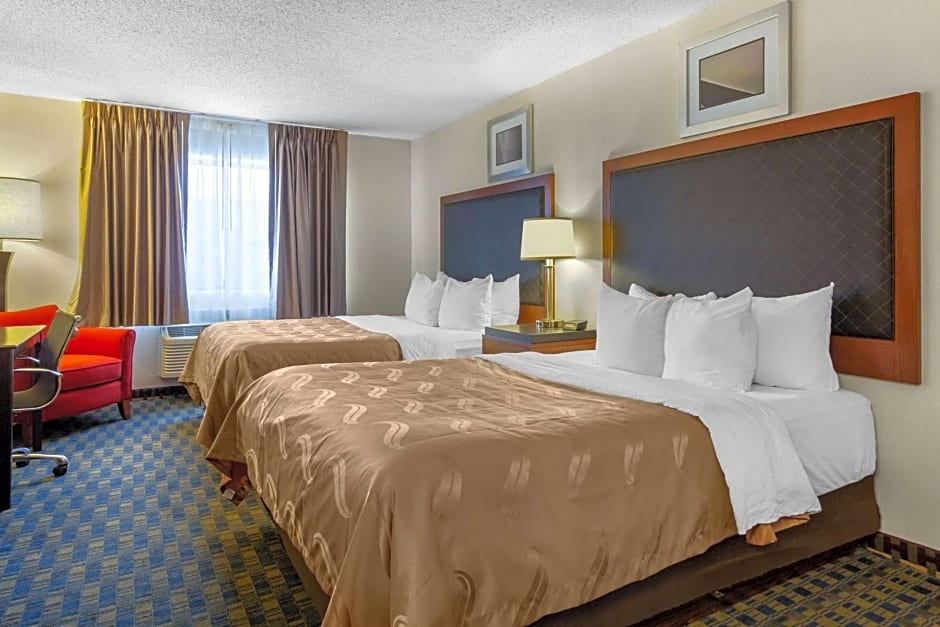 Quality Inn & Suites Lakewood - Denver Southwest