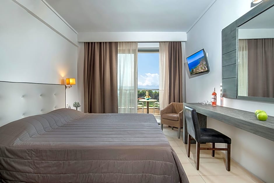 Lagomandra Hotel and Spa