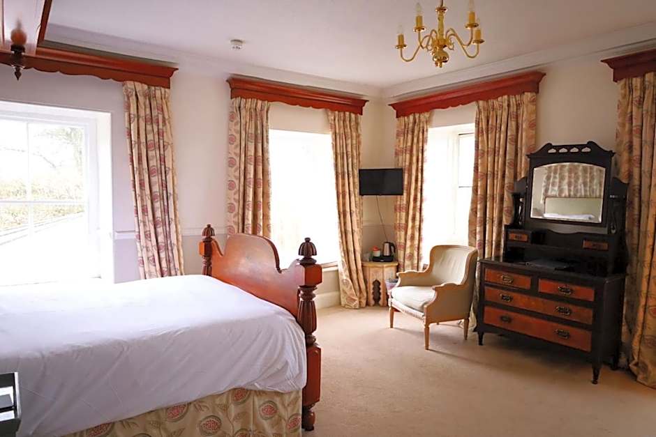 The Eagle House Hotel