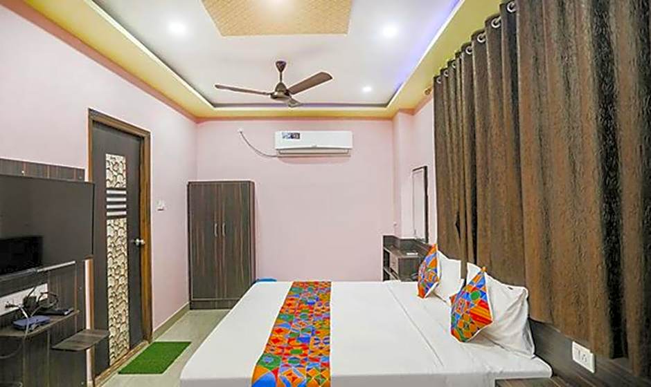 FabExpress Banarasi Kothi