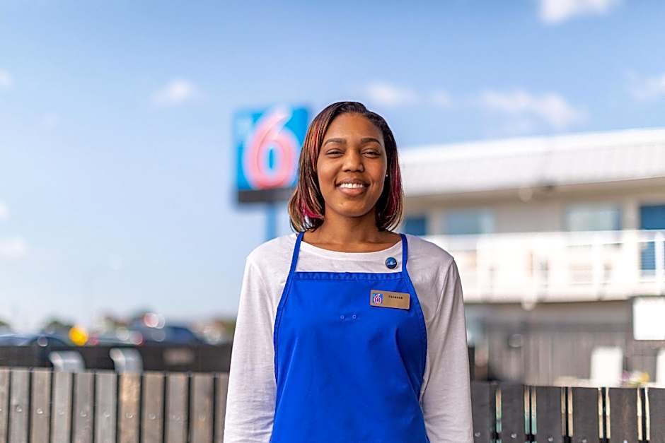 Motel 6-El Paso, TX - Southeast