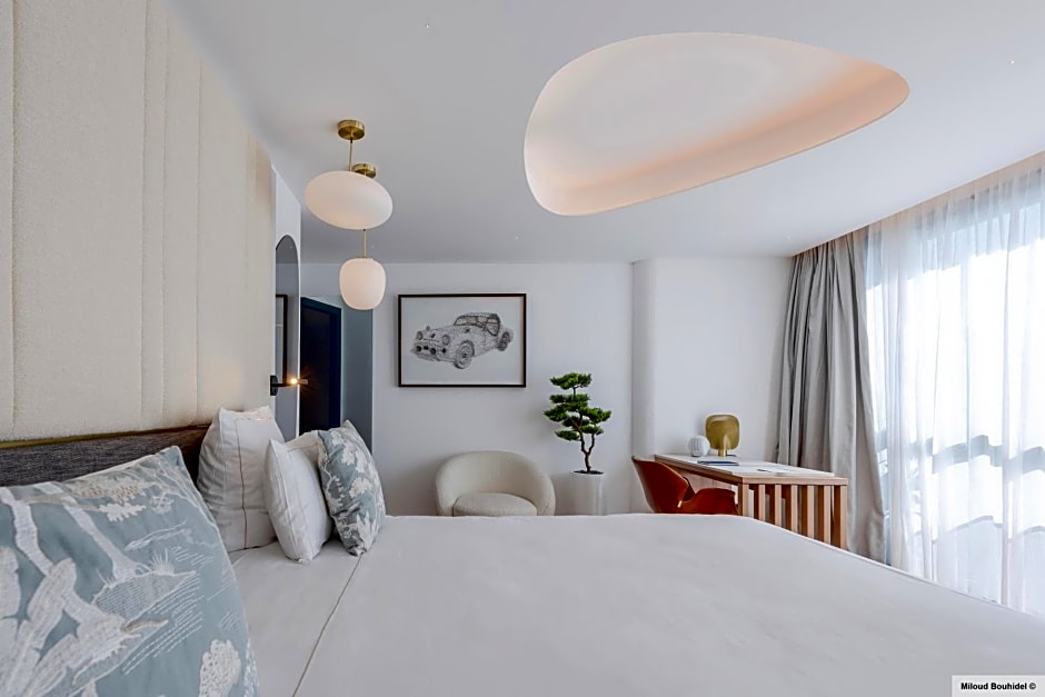 GOLDEN TULIP LYON OUEST TECHLID Hotel & Spa