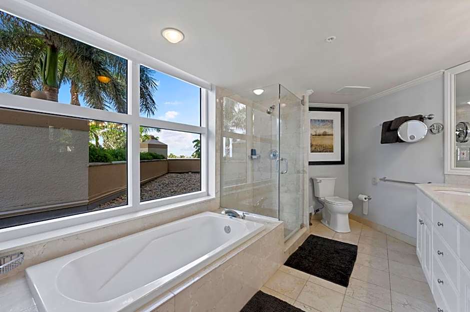 Marco Beach Ocean Suites