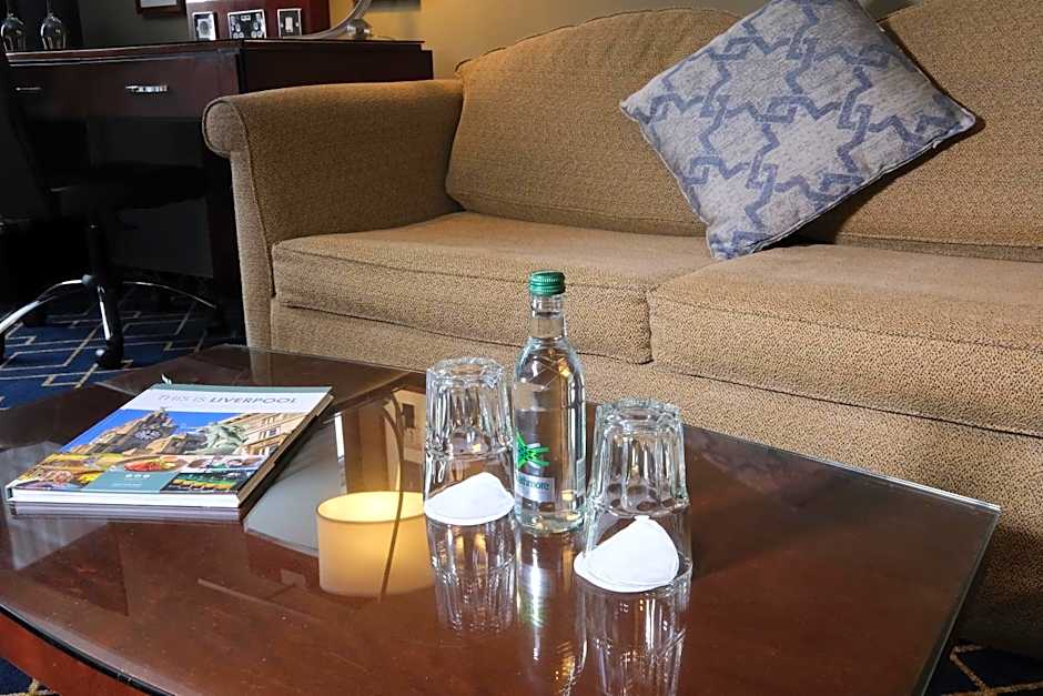 Crowne Plaza Liverpool - John Lennon Airport By IHG