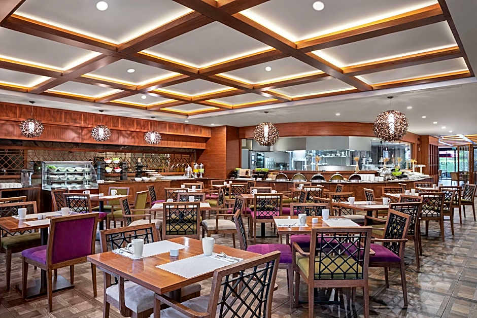 DoubleTree by Hilton Istanbul Gayrettepe