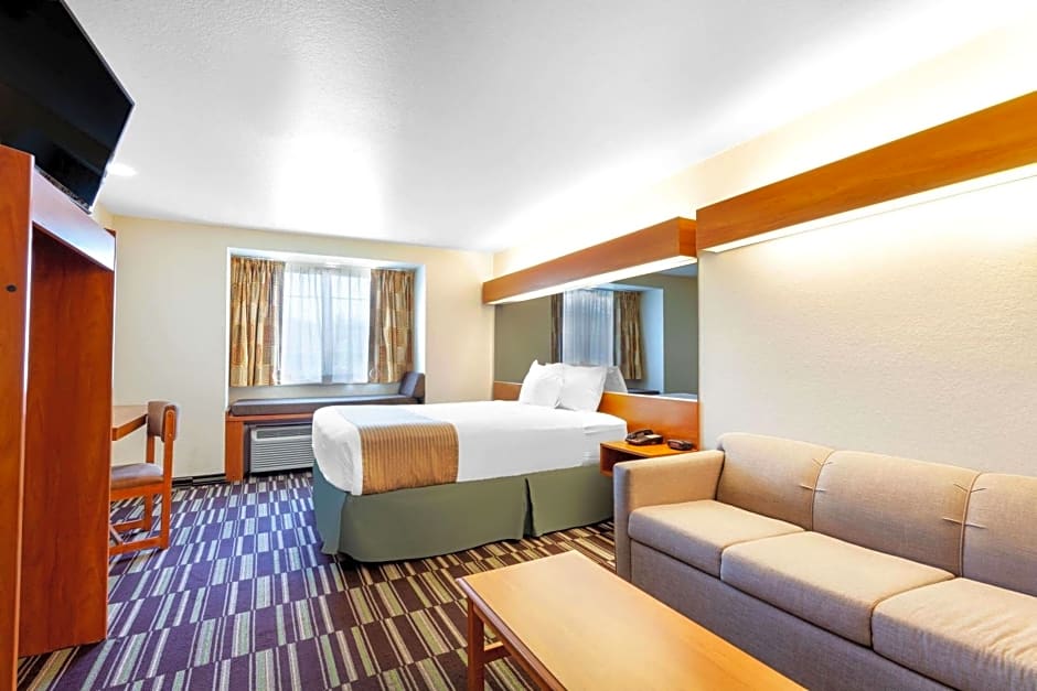 Microtel Inn & Suites By Wyndham Gulf Shores