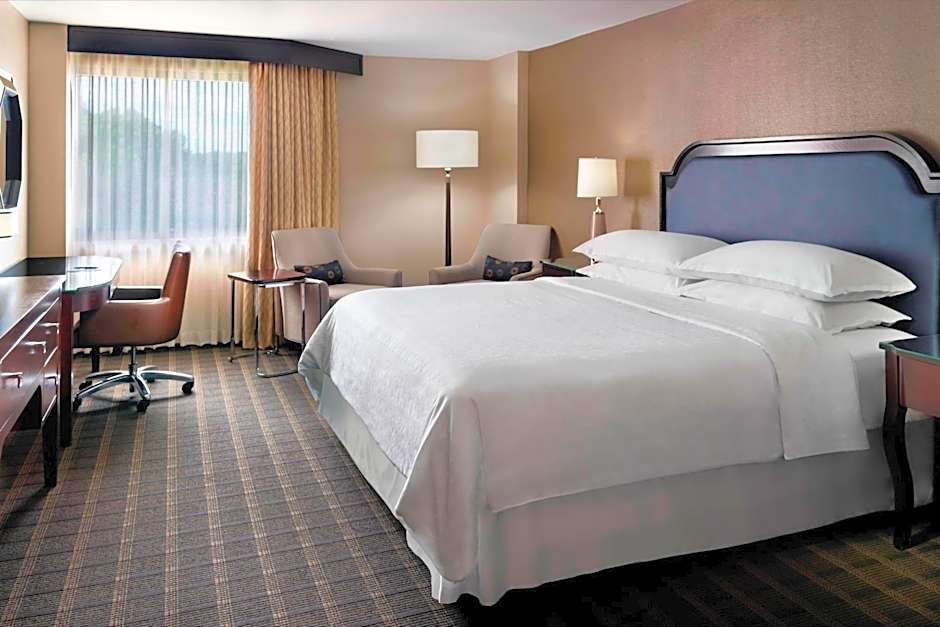Sheraton Charlotte Airport