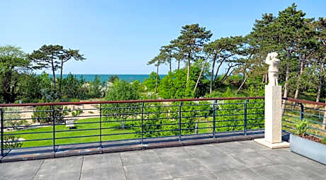 Villa Schmidt - Strandhaus direkt am Meer mit Sauna, Sport und Dünengarten II