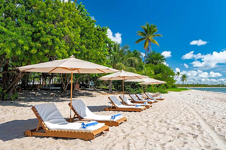 Colibri Beach Villas