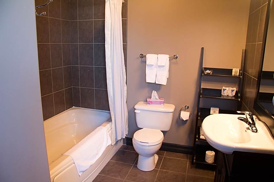 Monastery Spa & Suites