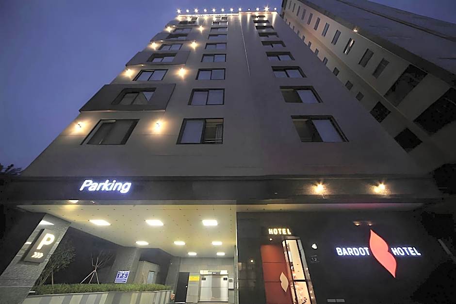 Maron Hotel Nampo