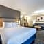 Days Inn & Suites by Wyndham Thunder Bay