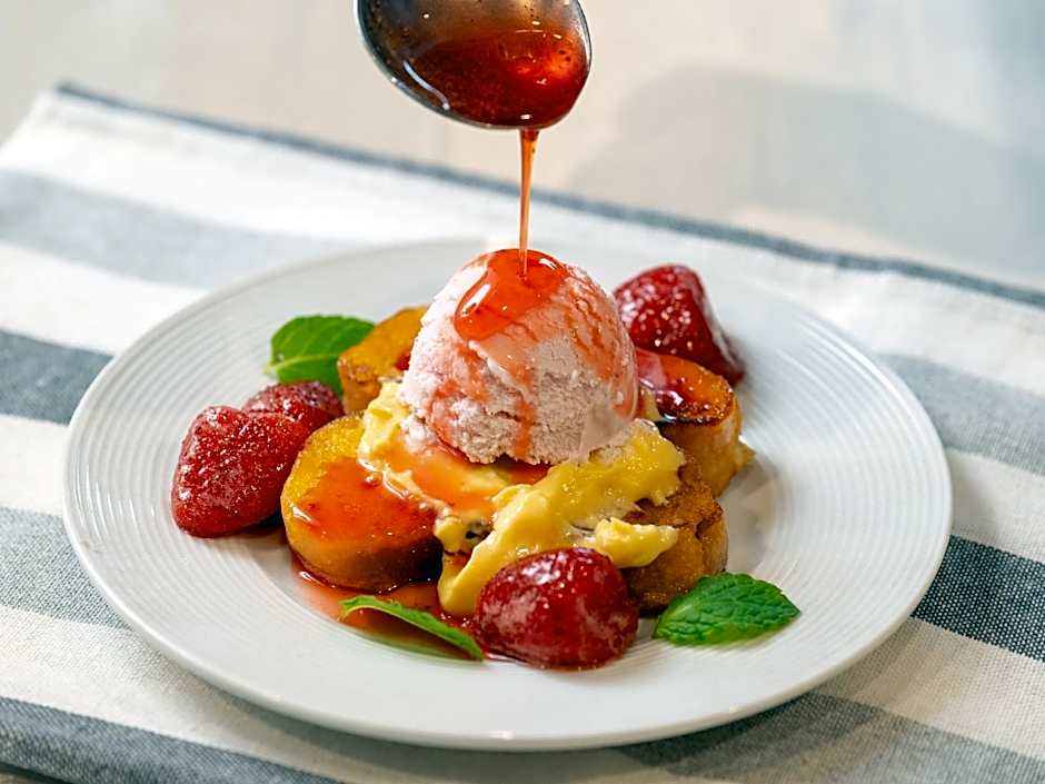 The BREAKFAST HOTEL Fukuoka Tenjin 