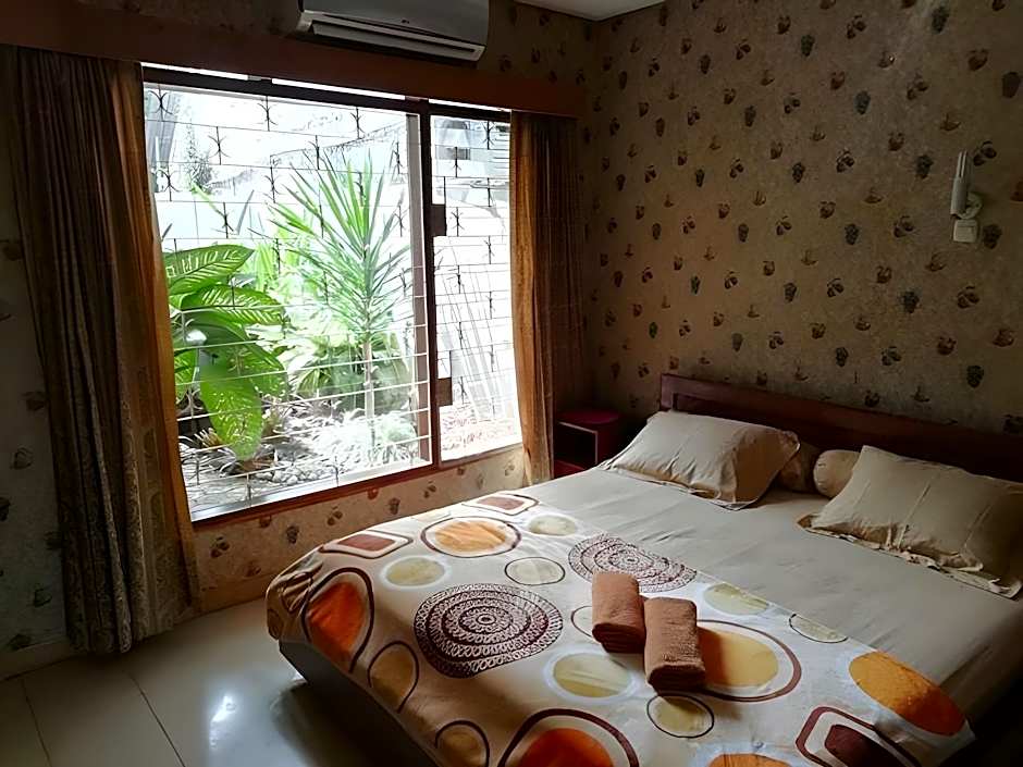 GIO Guesthouse Bogor (perlu bukti nikah)
