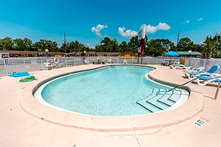 Summer Breeze Motel