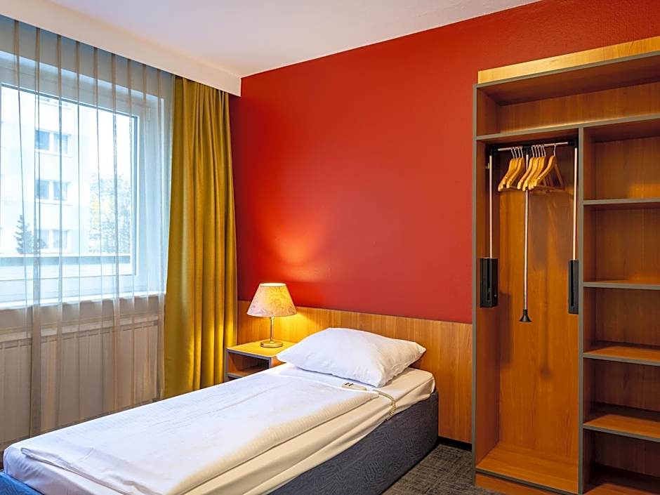 Good Morning + Berlin City East