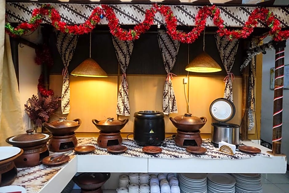 Urbanview Hotel Anggraeni Jatibarang