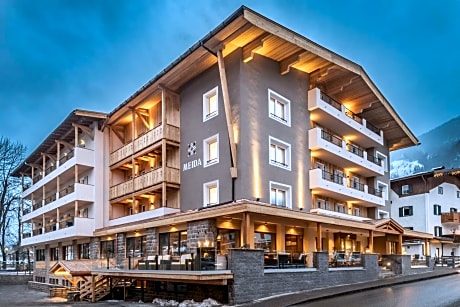 Hotel Meida