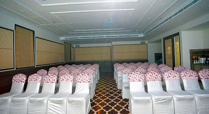 Hotel Dolphin International