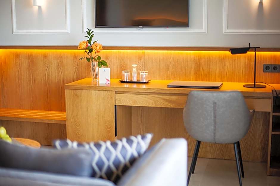 Grupotel Playa de Palma Suites & Spa