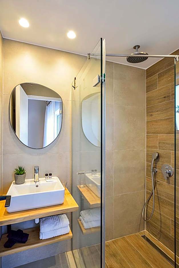 Eloque Simple living space