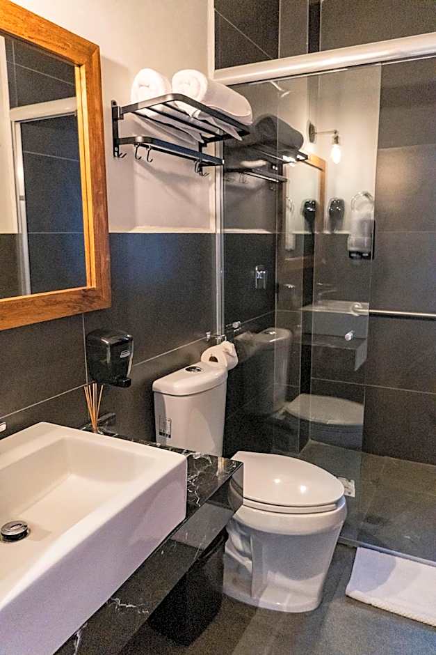 Quieto Hotel Suites