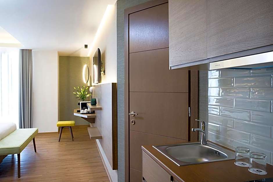 Wyndham Athens Residence