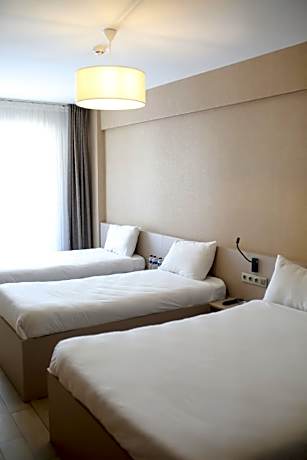 Cinas Hotel