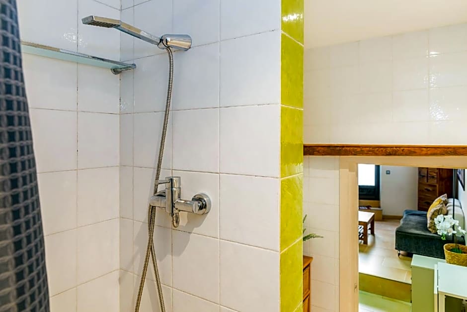 FridaysFlats, Dreamy Duplex - Stylish Beach Loft